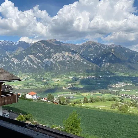 度假居 Haus Beverin Cazis