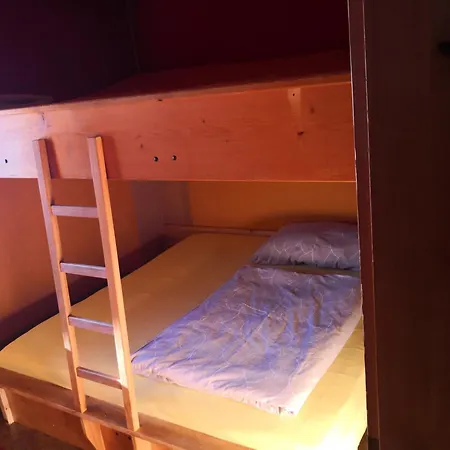 بيت للعطل Haus Beverin Cazis