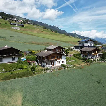 Haus Beverin Holiday home Cazis